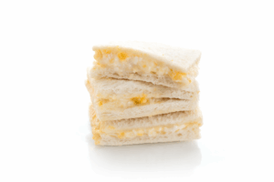 Mini Sandwichitos de Huevo y Bacón
